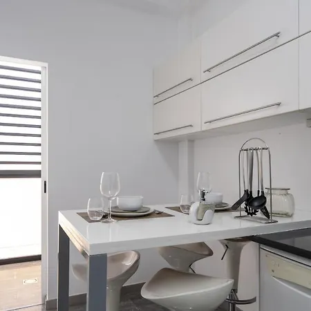 View By Homie Funchal